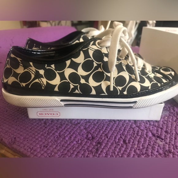 COACH *Authentic* 5.5 ETTA Heritage Stripe Blk/Wht Signature sneakers - Picture 7 of 13